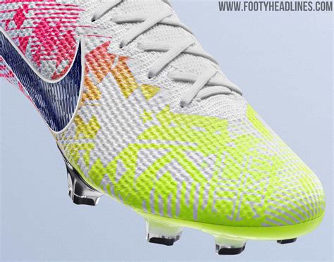 nike neymar schuhe|Nike Neymar football boots.